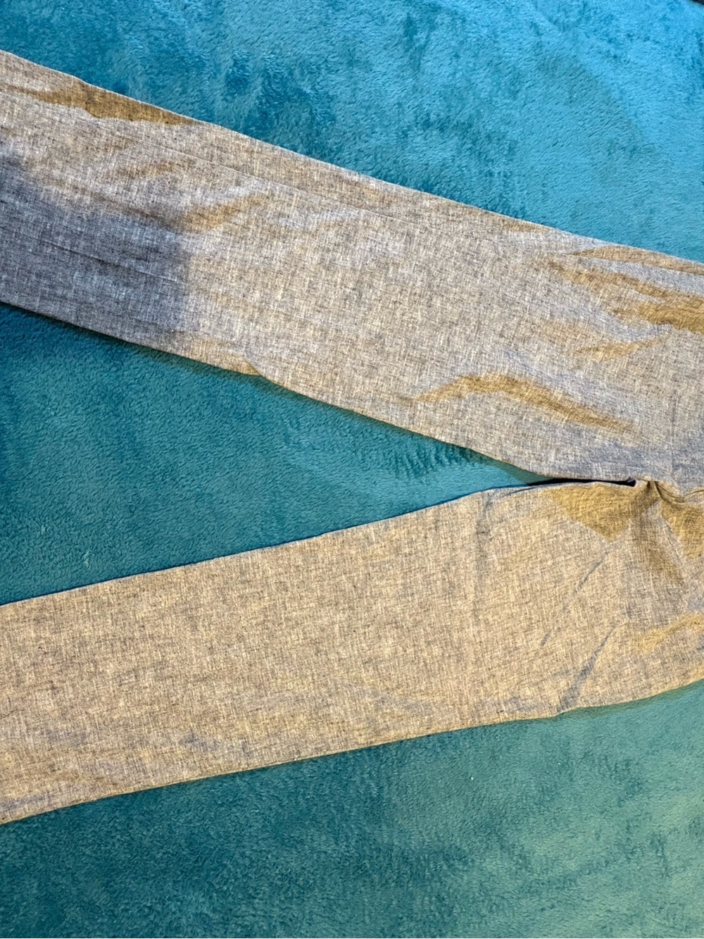 Avenue Men's Light Heather Gray Chinos